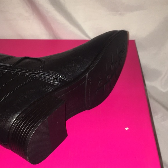 Shoe dazzle boots - Picture 4 of 4